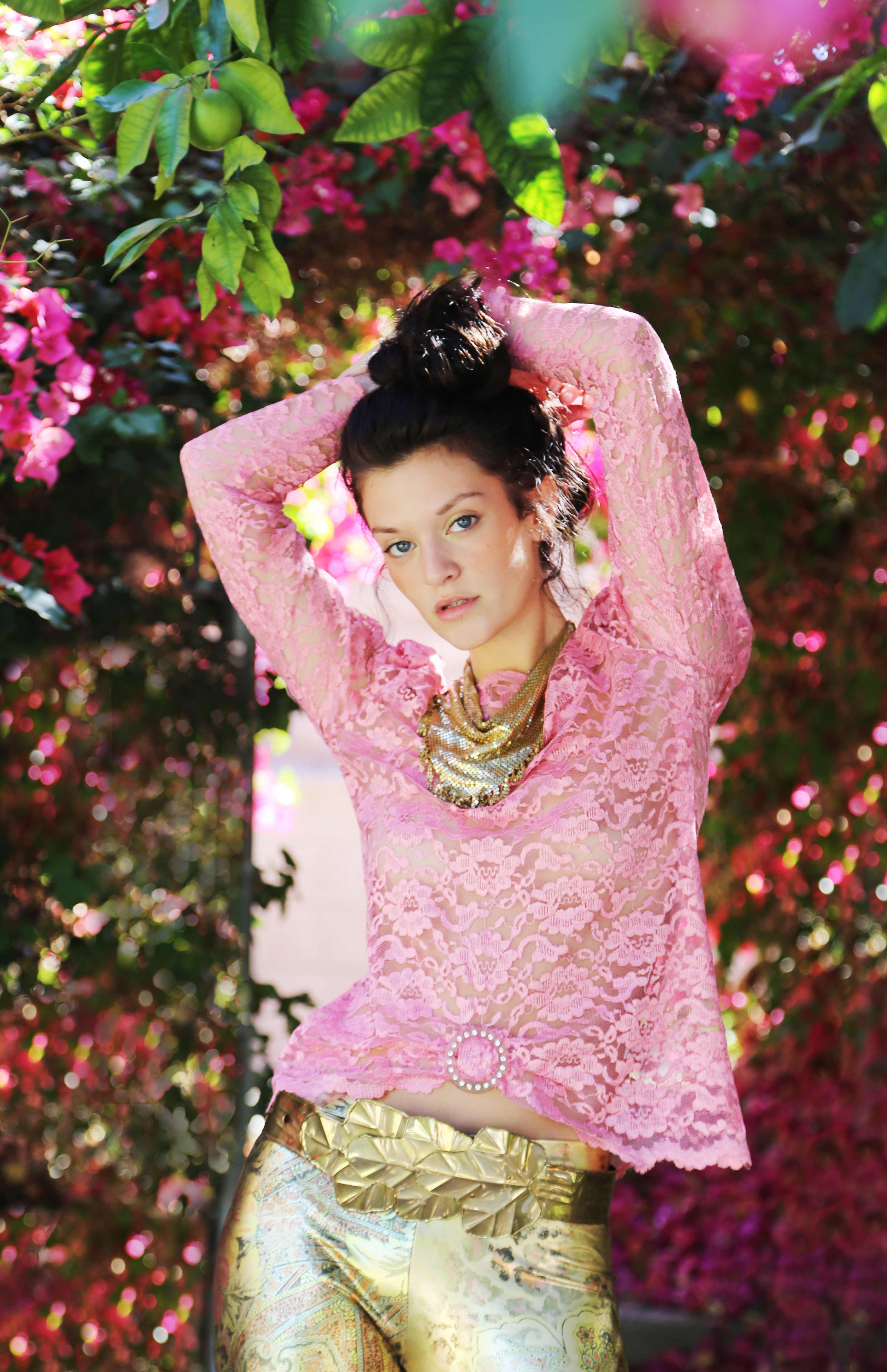 photographer blogger orange county fashion pink